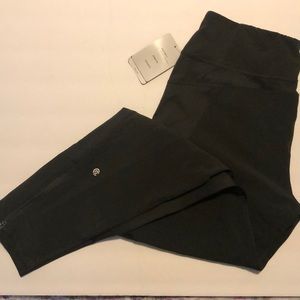 Activewear Pants Women’s Size Small.